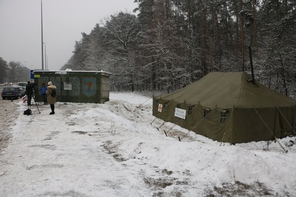 Снігопад в Україні у вражаючих фото і відео з мережі