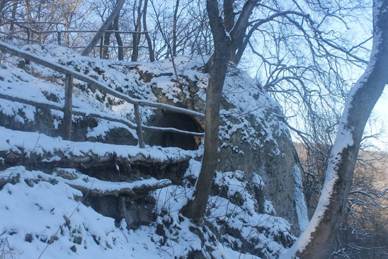 В Украине замерз самый высокий равнинный водопад