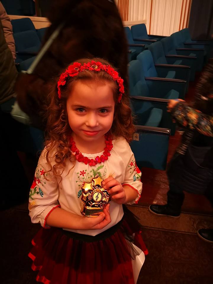 Восьмилетняя жительница Донецка стала финалисткой конкурса &quot;Яркие дети Украины&quot;