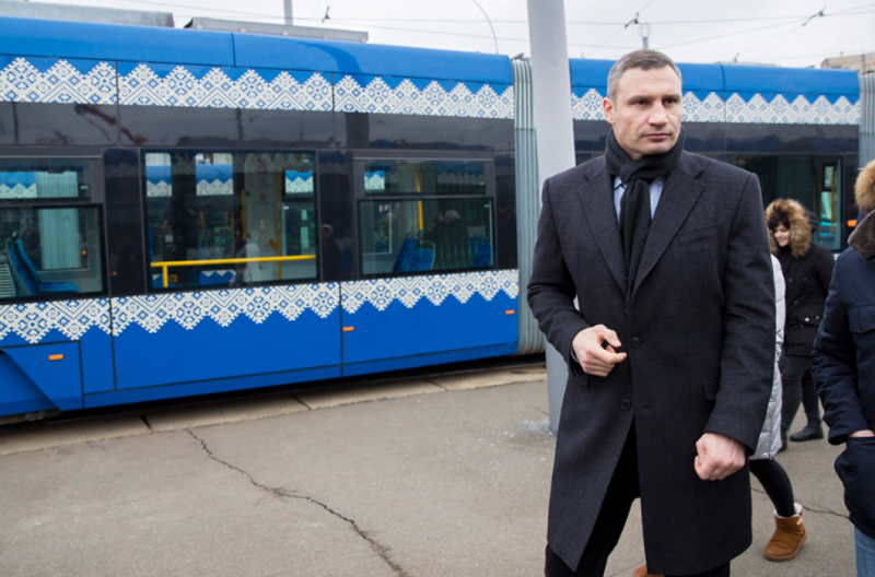 Кличко проехался на новом трамвае PESA, партия которых поступила в столицу в конце прошлого года