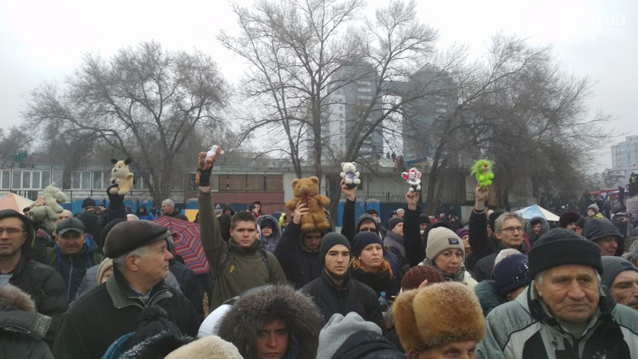 Трагедія в Запоріжжі: люди прийшли на Водохреща нагадати про загиблу дитину