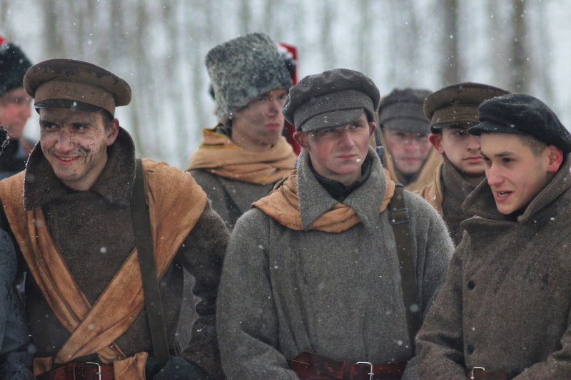 "Справжнє історичне кіно": у мережі з'явилися яскраві фото зі зйомок "Крути 1918"