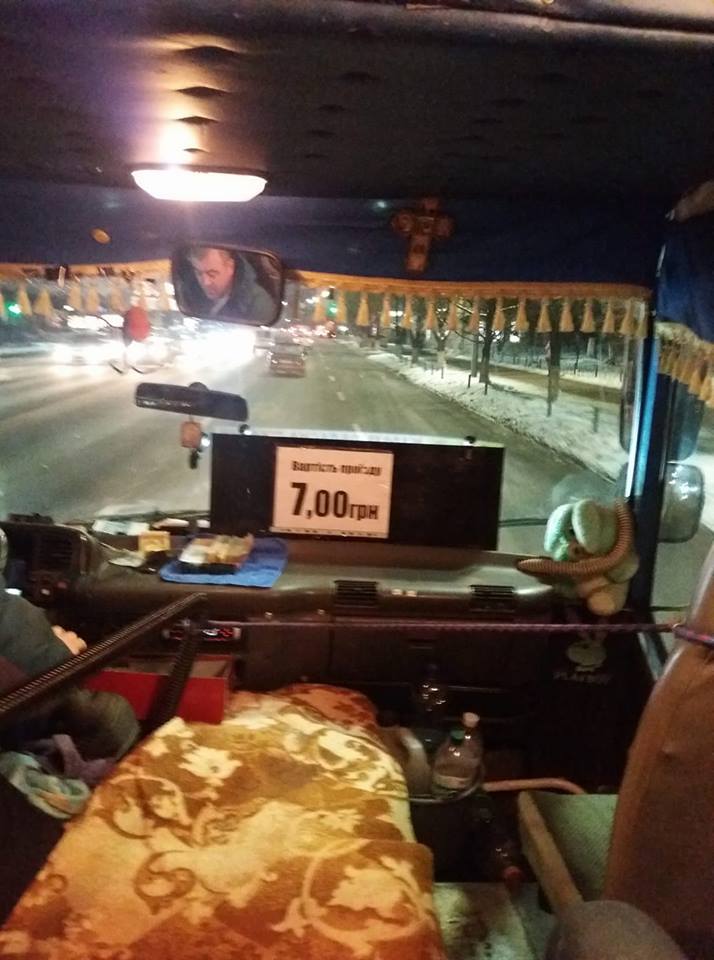 &quot;Зате тепер у нас безвіз&quot;: кияни обурюються з приводу подорожчання проїзду в маршрутках
