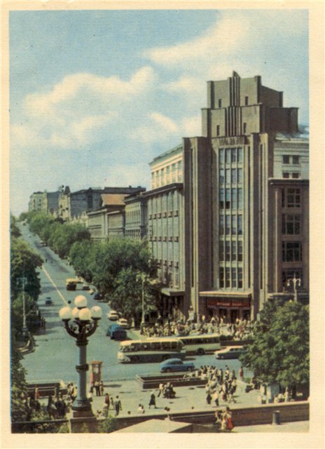 Універмаг з історією: Київський ЦУМ відкривається після реконструкції