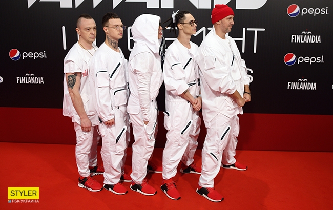 М1 Music Awards 2017: звезды на красной дорожке премии (фоторепортаж)