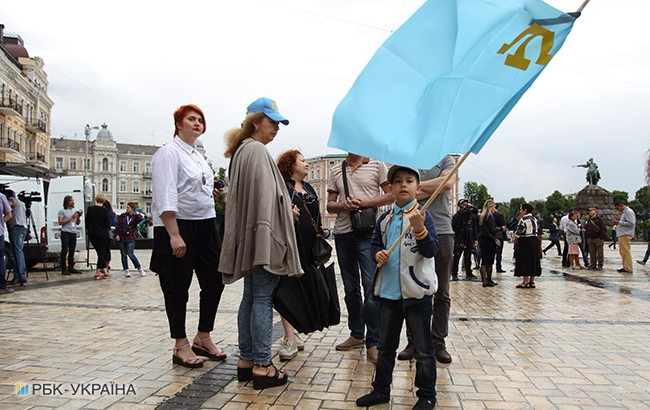 У Києві пройшов Вечір-реквієм пам'яті жертв депортації кримських татар (фоторепортаж)