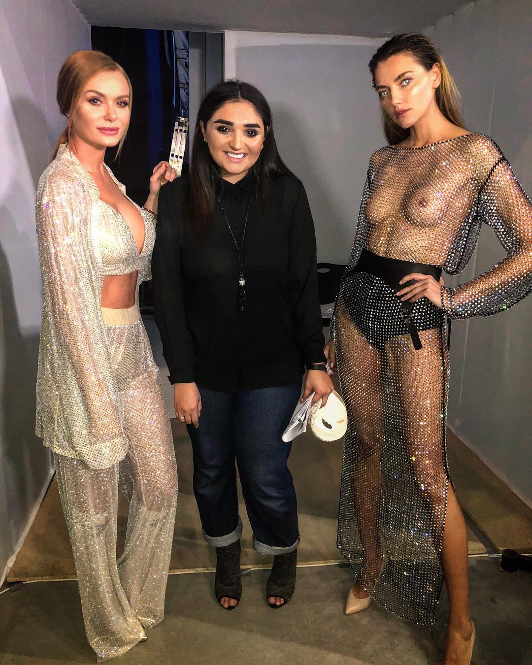 Слава з &quot;НеАнгелів&quot; вийшла на подіум під час показу українського бренду (фото)