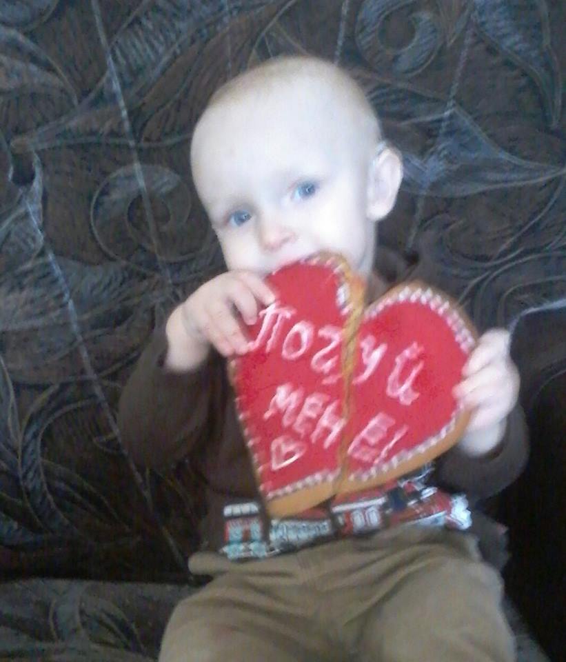 У Дубно мама продає печиво, щоб зібрати гроші на лікування синочка - допомогти може кожен