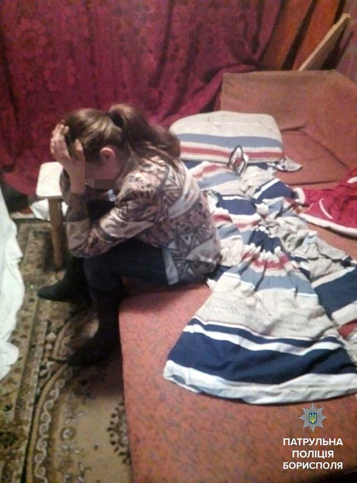 Під Києвом п'яна горе-матір кинула на морозі маленьку дитину