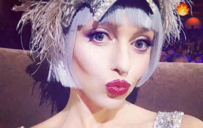 &quot;Дразнили шваброй и жирафом&quot;: Полякова откровенно рассказала о своем детстве