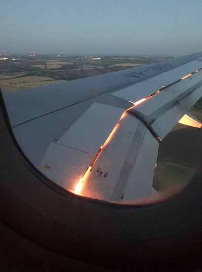 ЧС-2018: в небі Росії загорівся літак із футболістами з Саудівської Аравії (відео)