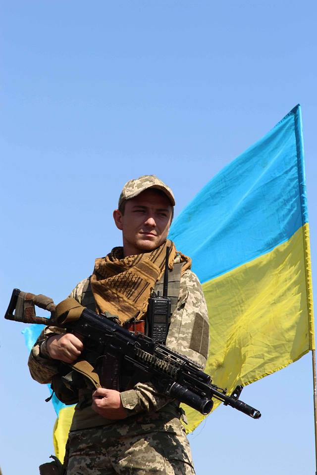 "Спокійний, врівноважений хлопець": товариші по службі АТОшника розповіли свою версію причин вбивства