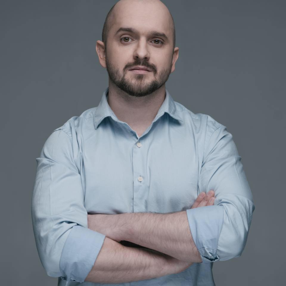 Журналист Крутчак заявил, что нардеп Рабинович был 9 мая не в Израиле, а на Мальдивах