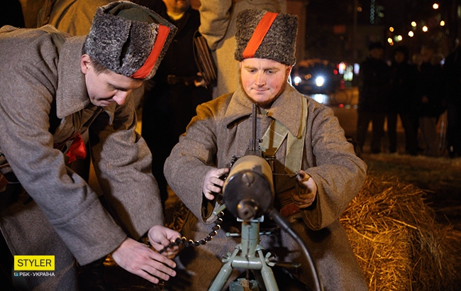 Століття бою під Крутами: у Києві відбулася реконструкція легендарної битви (фоторепортаж)