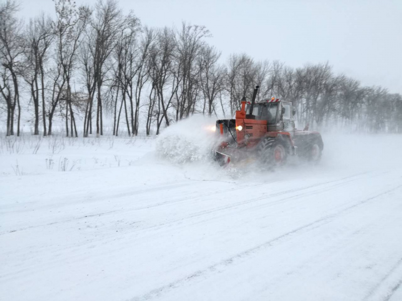Снігопади в Україні: негоду в Харківській області продемонстрували одним фото