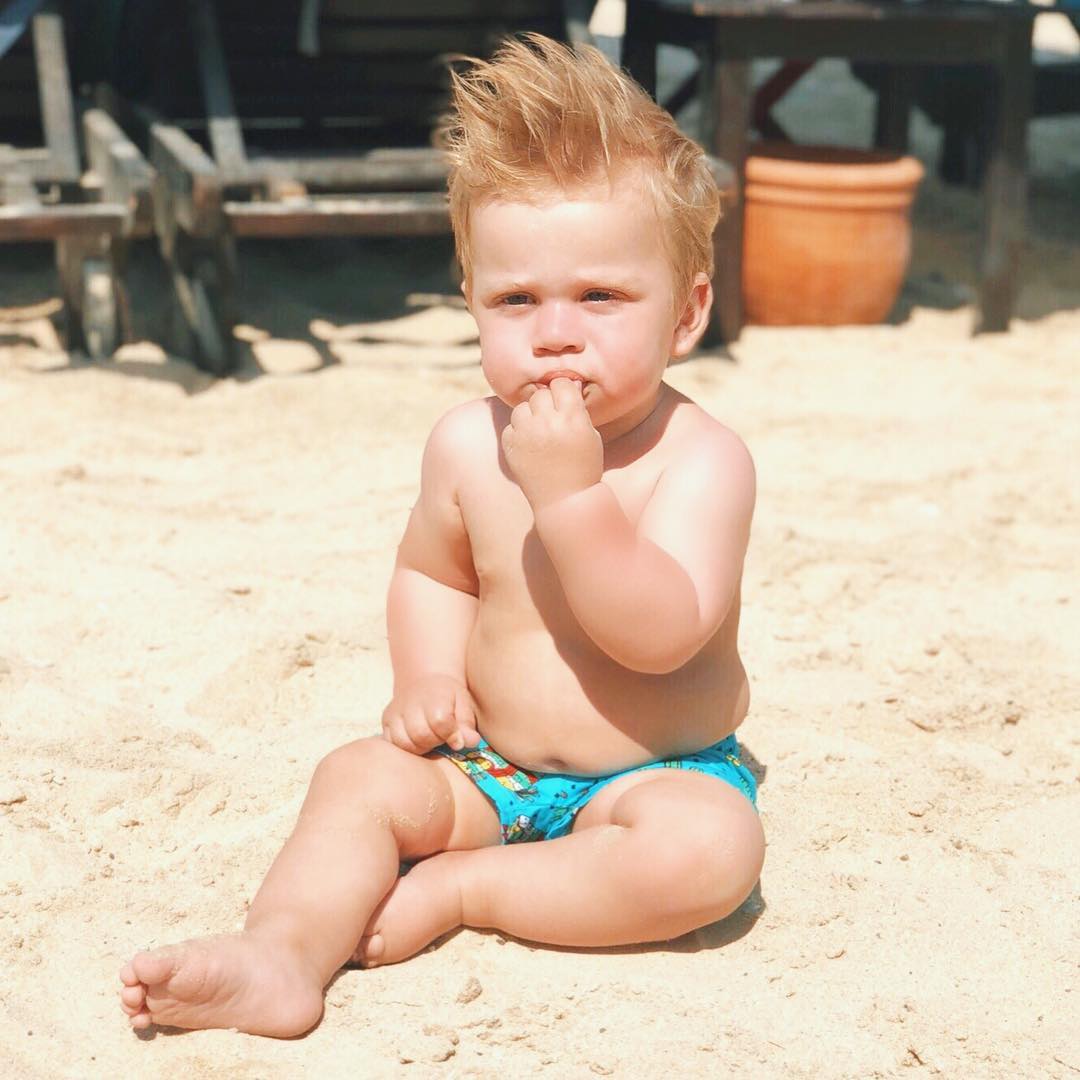 "Босс-молокосос": Седокова поделилась нежным фото годовалого сына