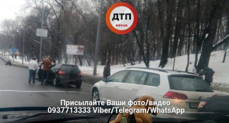 Масове ДТП в Києві: з'явилися моторошні фото