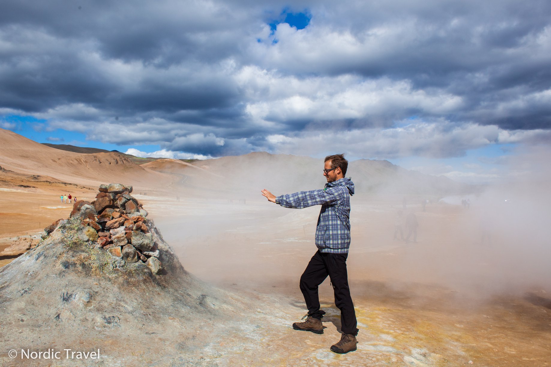 Легальна зброя, заборонені імена і скандинавські олігархи: незвичайні факти про Ісландію від українця