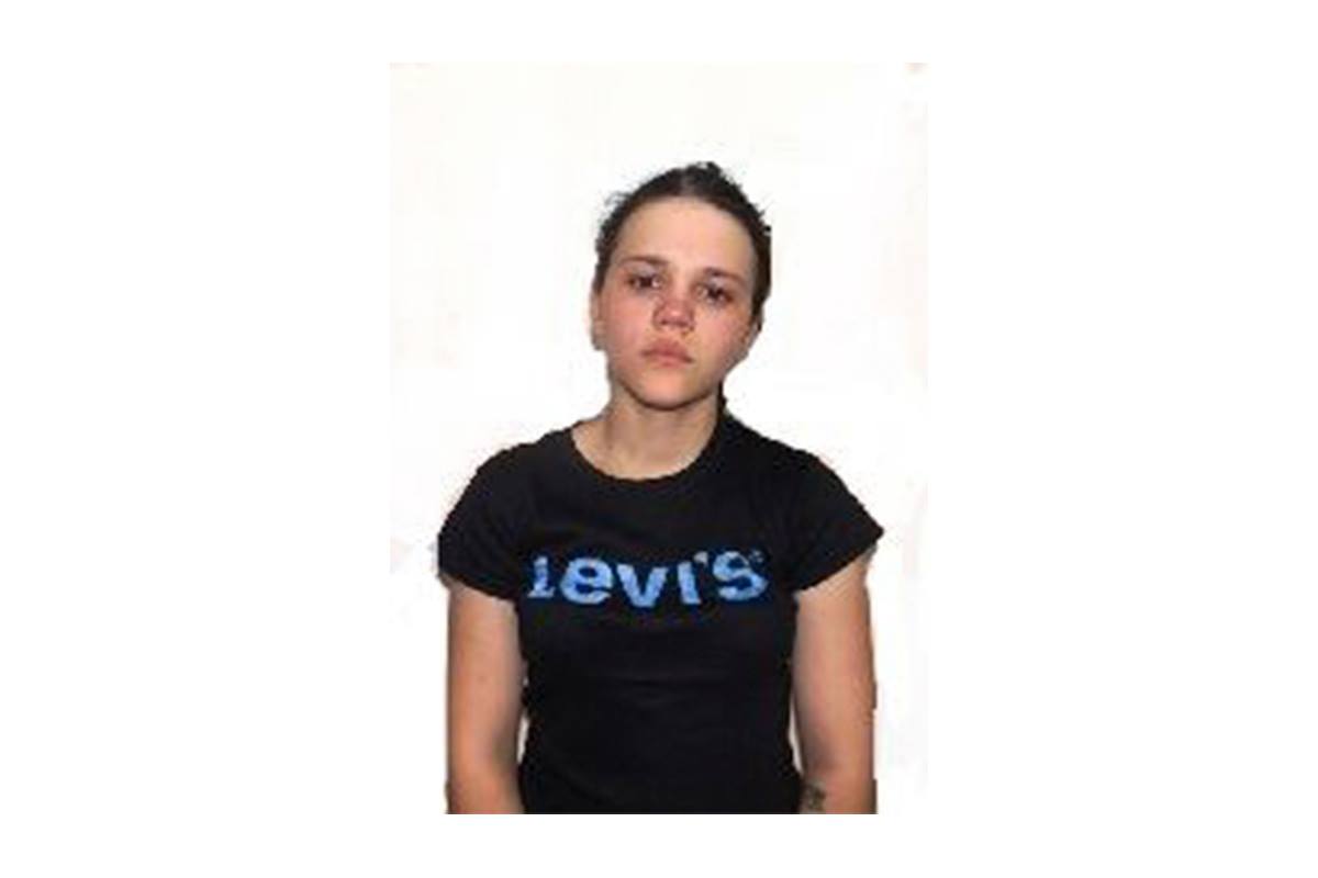 В Киеве девочка-подросток ушла из дома и не хочет возвращаться