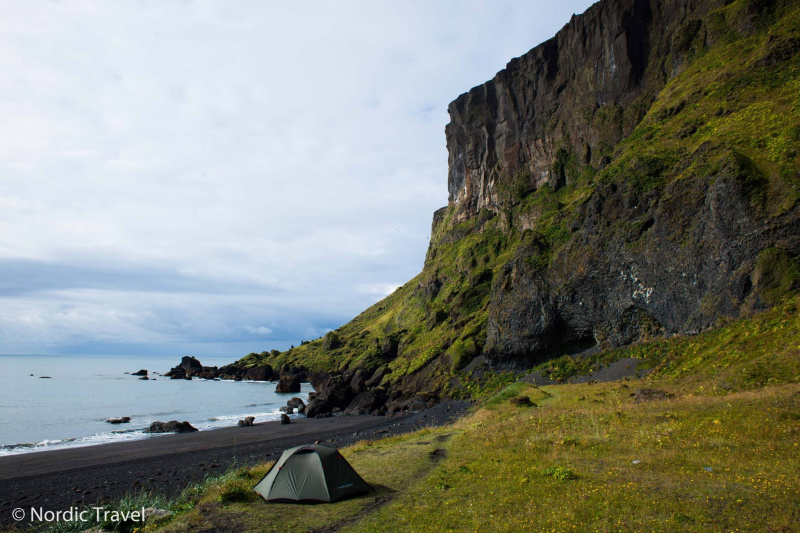 Легальна зброя, заборонені імена і скандинавські олігархи: незвичайні факти про Ісландію від українця
