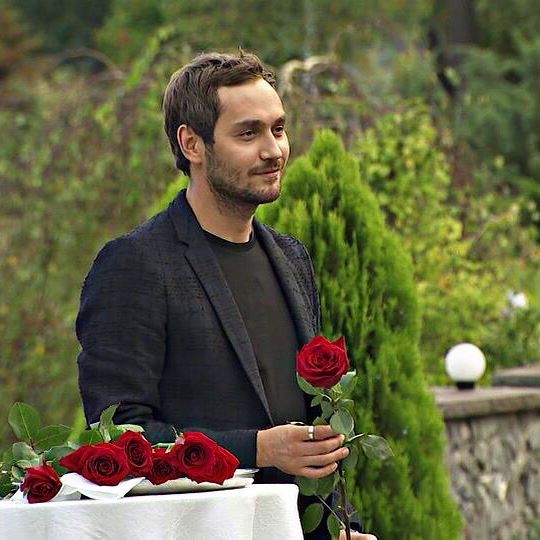 "З щастям в руці": герой Холостяк 8 Рожден Анусі пояснив, чому вибрав Іванну