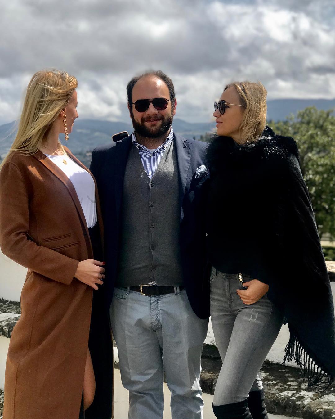 Суперник "сусіда": Леся Нікітюк в Італії вирішила познайомитися з графом (фото)