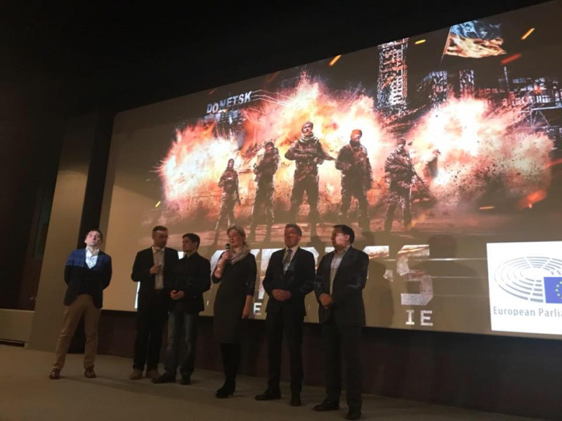 Аплодировали стоя: "Киборги" показали в Брюсселе (фото)