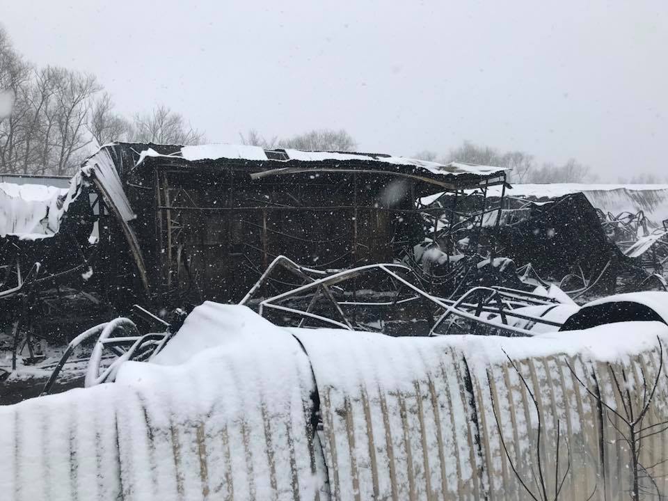 У мережі показали, як виглядає ринок у Чернівцях після жахливої пожежі (фото)