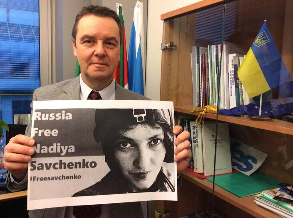 Скандального українського журналіста звинуватили у поширенні фейків (фото)