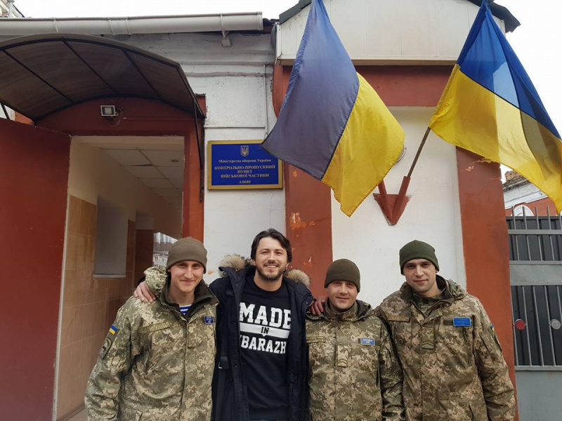 "Объявляю открытый тендер на название": Притула призвал украинцев помогать армии