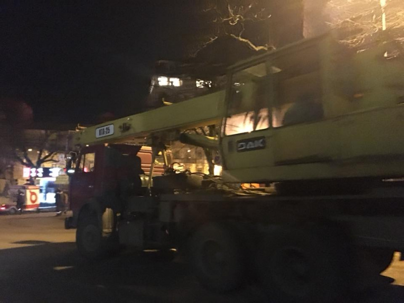 У Києві на Андріївському узвозі демонтували МАФи (фото)