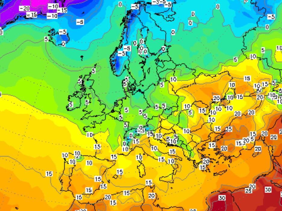 "Потепління прийшло": синоптик дала прогноз погоди на Вербну неділю