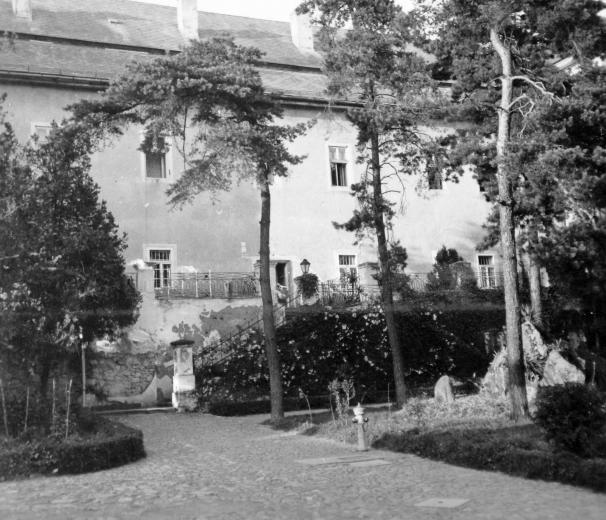 Річниця визволення Ужгорода: як жило місто під німецькою окупацією (рідкісні фото)