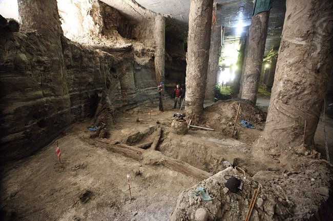 Археологи на Поштовій площі