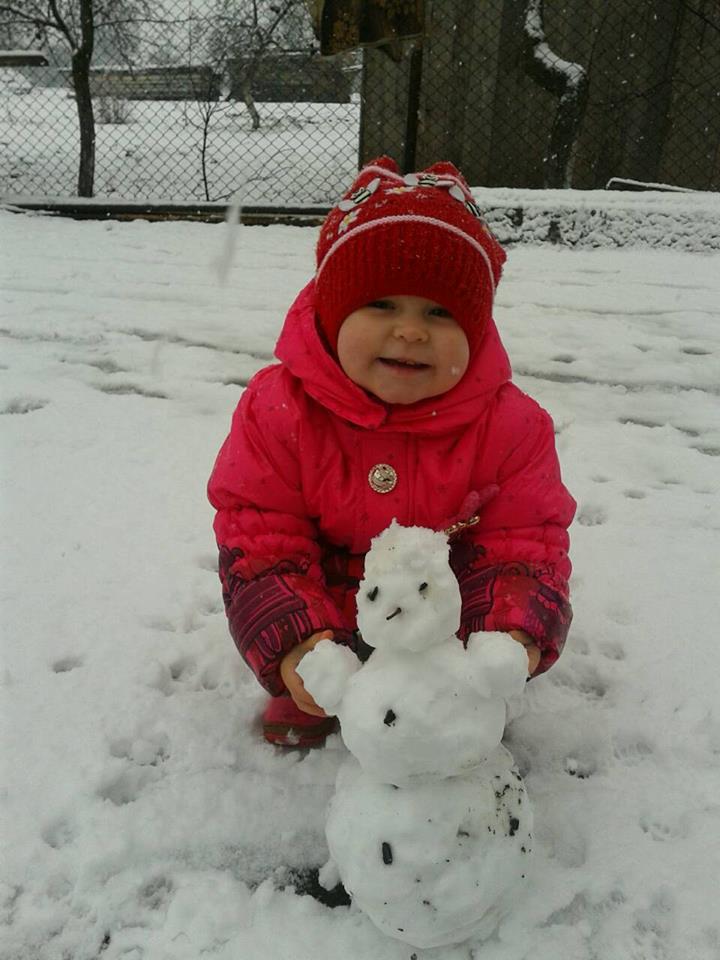 Спасти сердце: украинцев просят помочь четырехлетней Тане