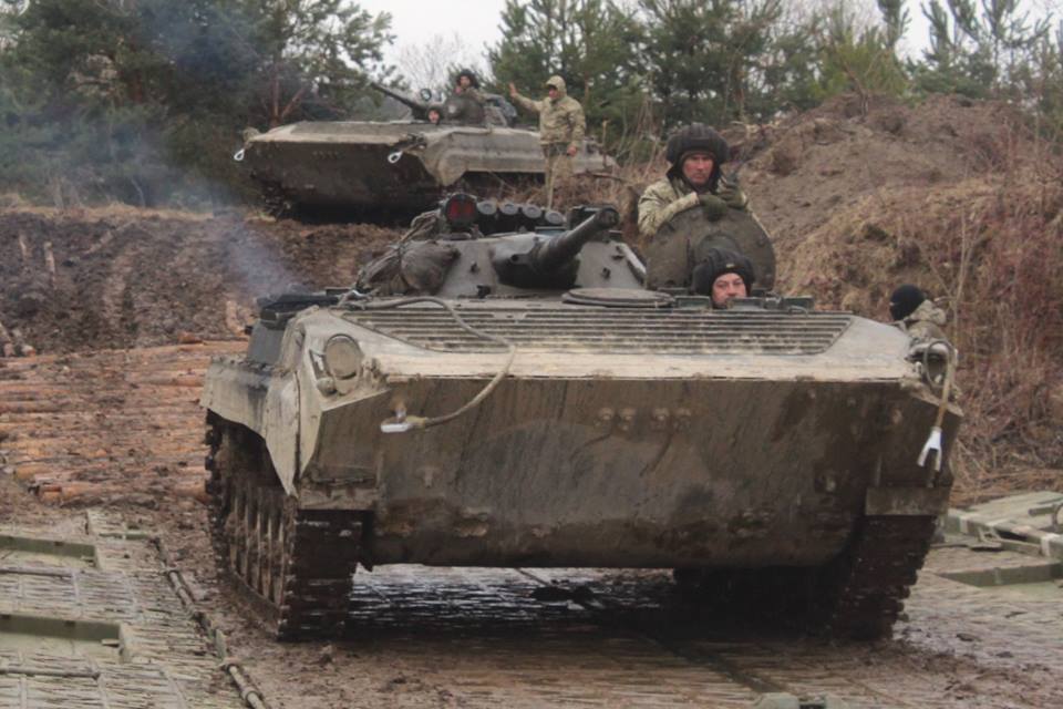 "Ворог буде знищений": в мережі показали видовищні навчання українських танкістів