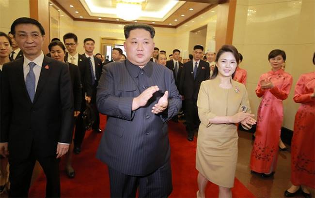 Чирлидер, певица и законодатель моды? Что известно о жене лидера Северной Кореи