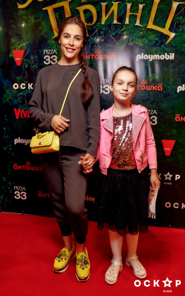 "Зачарований принц": Олег Винник, Катя Осадчая и другие звезды на премьере мультфильма