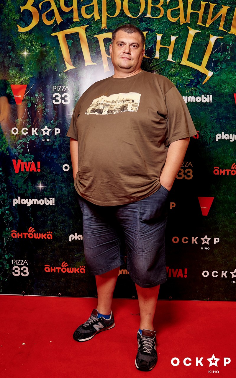 "Зачарований принц": Олег Винник, Катя Осадчая и другие звезды на премьере мультфильма