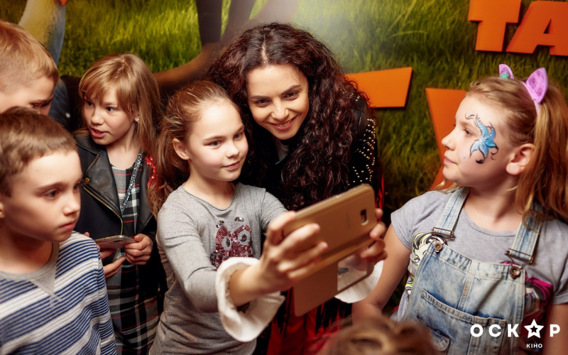 Премьера "Татко Гусак": Настя Каменских и другие звезды посетили показ мультфильма (фото)