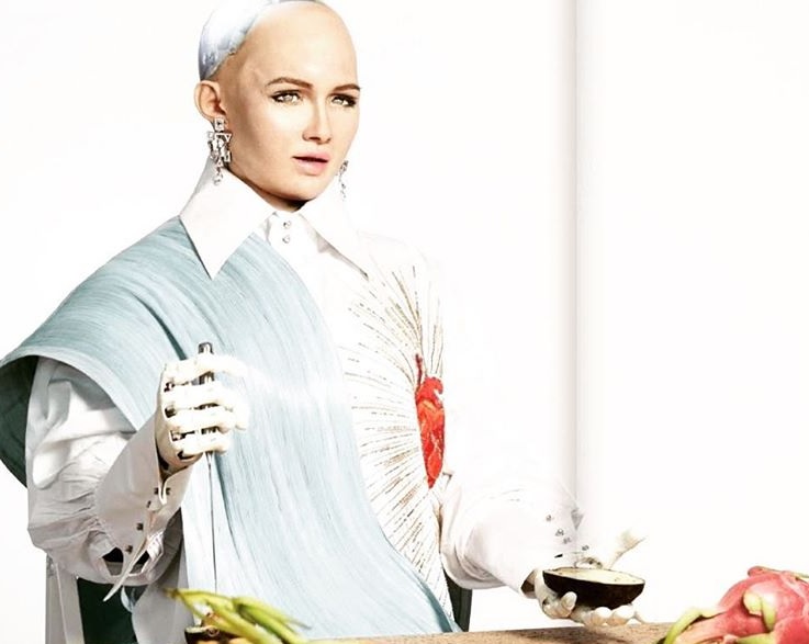 Людиноподібний робот Софія прикрасила обкладинку Cosmopolitan (фото)