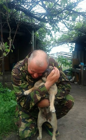 Сеть умилили трогательные животные на Донбассе
