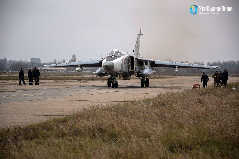 Украинская армия получила улучшенный самолет-разведчик: зрелищное видео