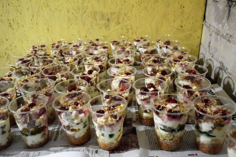 &quot;Воювати легше&quot;: в мережі показали, як годують бійців АТО (фото)