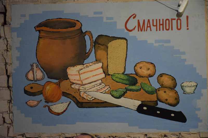 &quot;Воювати легше&quot;: в мережі показали, як годують бійців АТО (фото)