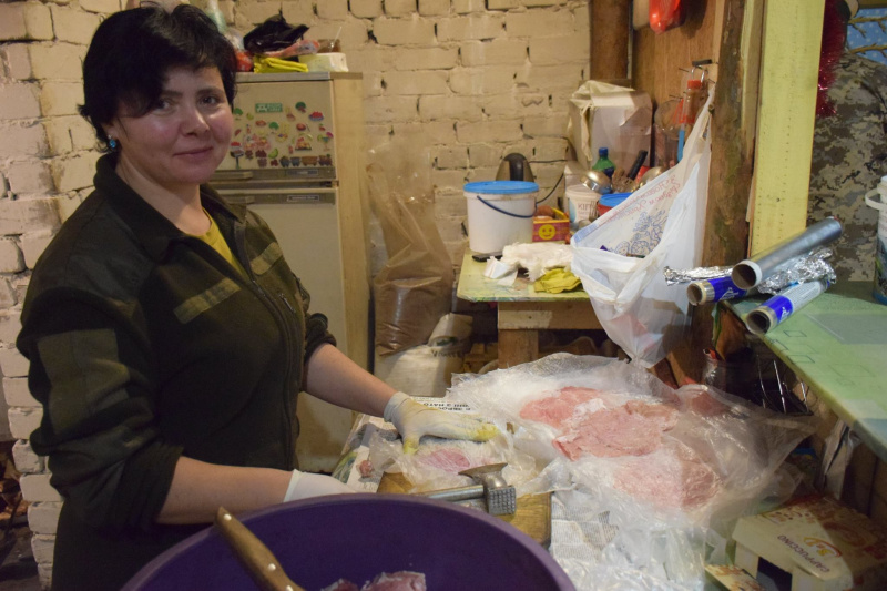 &quot;Воювати легше&quot;: в мережі показали, як годують бійців АТО (фото)