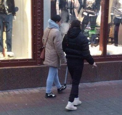 В Киеве попрошайка-инвалид "исцелилась" сразу после выхода из метро