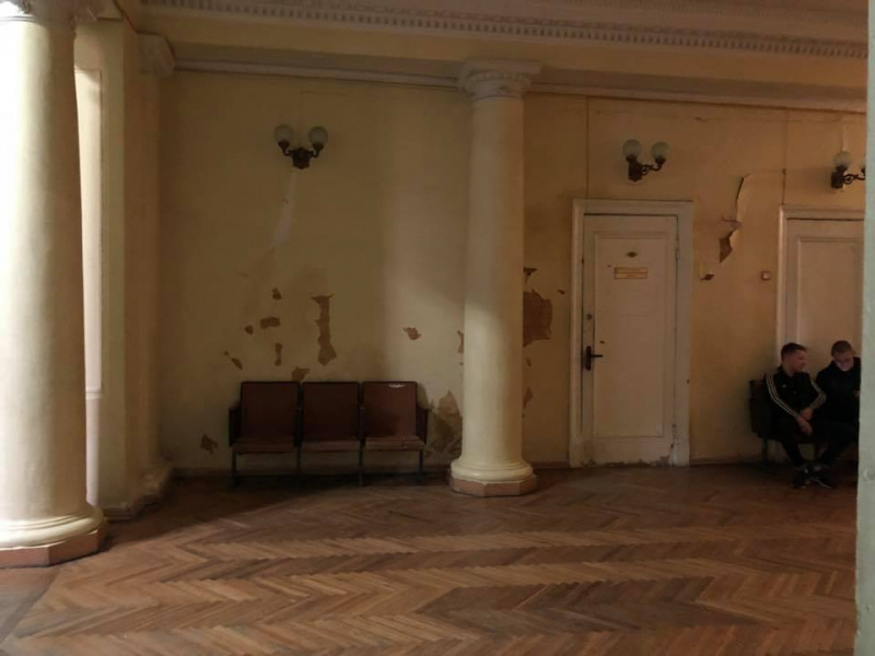 В сети показали ужас в киевском центре спортивной медицины (фото)
