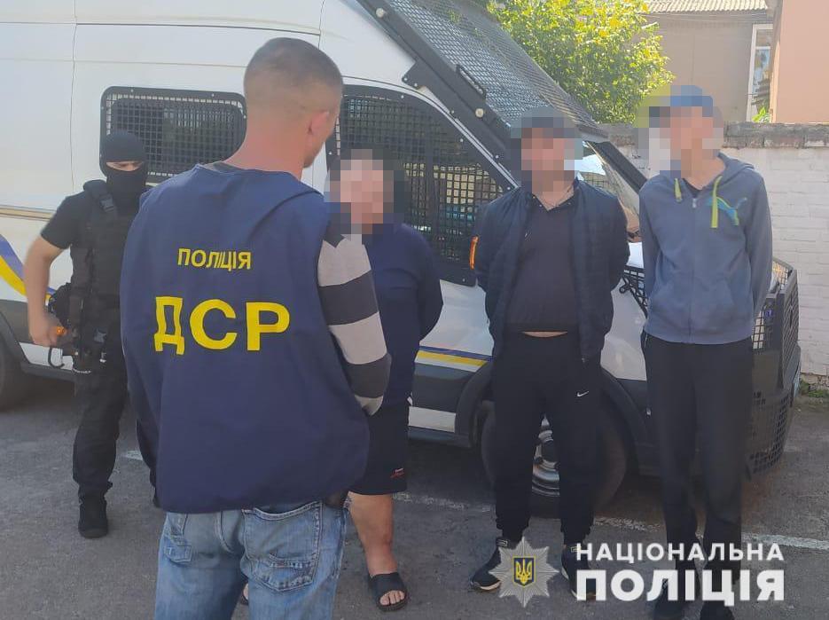 В Бердичеве блогеры пытали людей и показывали это онлайн