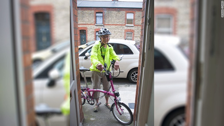 78-річна бабуся на велосипеді об'їхала всю Європу